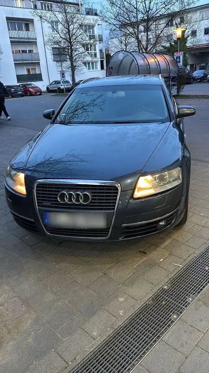 Gebraucht Audi A6 232 PS (170 kW) 2006 Blau Kombi
