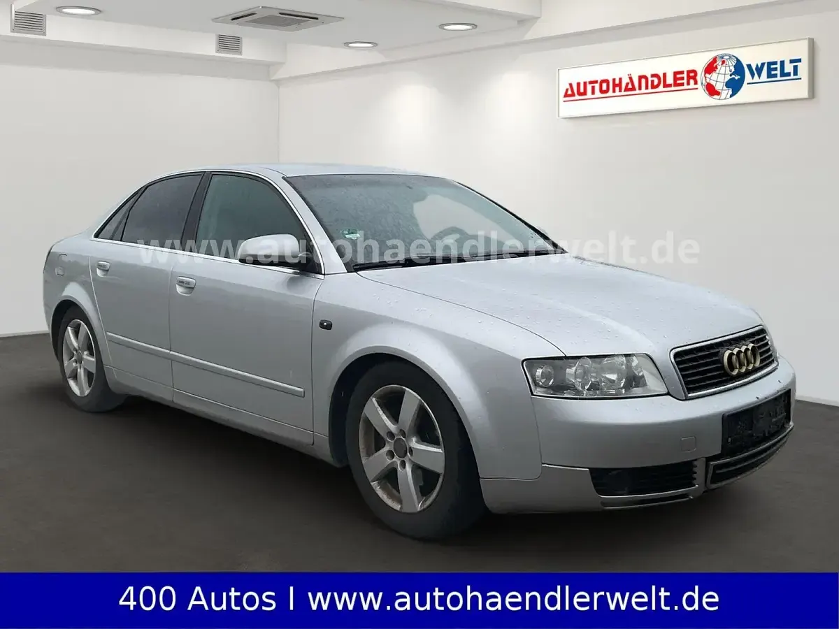 Gebraucht Audi A4 Comfort 150 PS (110 kW) 2002 Grau Limousine