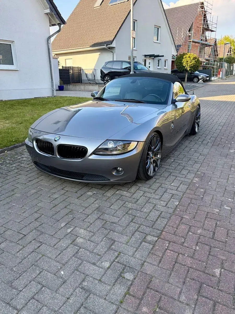Usata BMW Z4 Performance 170 CV (125 kW) 2005 Grigio Cabrio