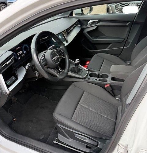 Gebraucht Audi A3 Basis 110 PS (80 kW) 2023 Weiß Limousine