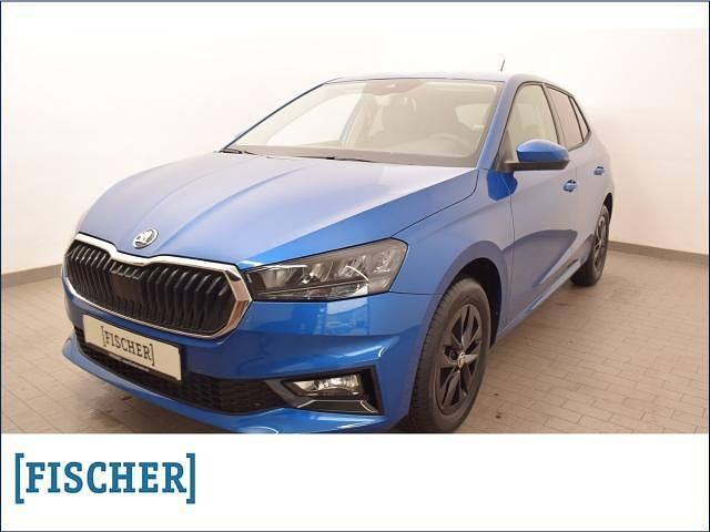 Raceblau metallic Gebraucht 2024 Skoda Fabia Selection Limousine | 19.440 € (Fairer Preis) - Bild 1/4