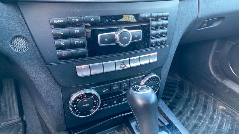 Gebraucht Mercedes C200 136 PS (100 kW) 2014 Silber Limousine