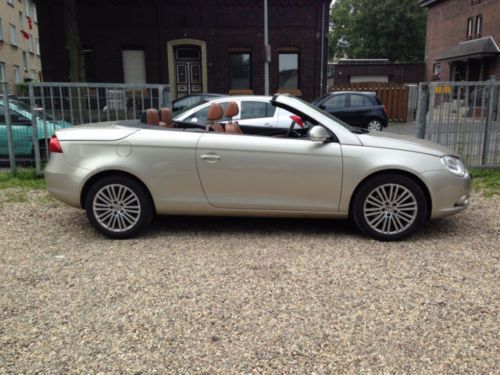 Gebraucht VW Eos Edition 140 PS (102 kW) 2008 Weiß metallic Cabrio