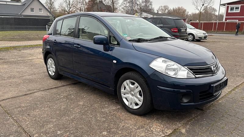 Gebraucht Nissan Tiida 110 PS (80 kW) 2011 Blau Kombi