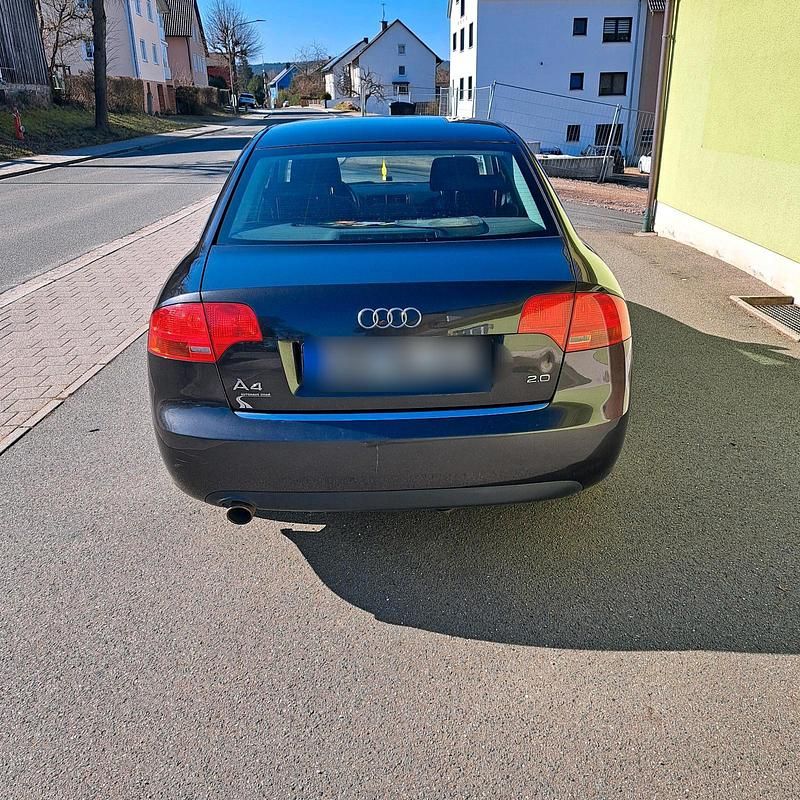 Gebraucht Audi A4 131 PS (96 kW) 2007 Grau Limousine