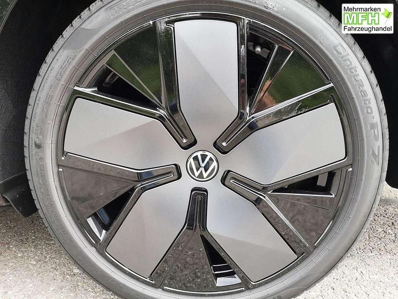 Neu VW Passat R-line 220 PS (161 kW) 2025 Diabasgrau metallic Kombi