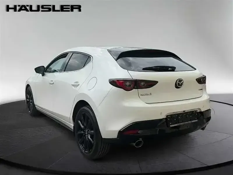 Gebraucht Mazda 3 Homura-Line 186 PS (136 kW) 2024 Snowflake white Kleinwagen