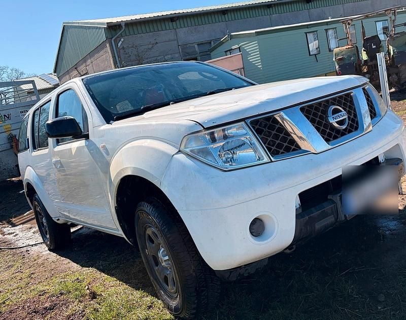 Gebraucht Nissan Pathfinder 171 PS (125 kW) 2007 Weiß SUV