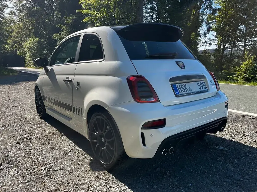 Gebraucht Abarth 595 Competizione 205 PS (150 kW) 2018 Weiß Kleinwagen