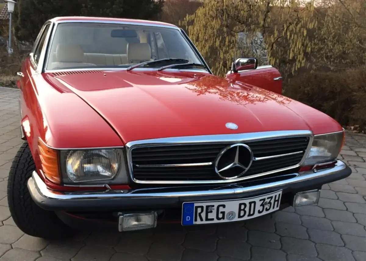 Gebraucht Mercedes SLC380 218 PS (160 kW) 1981 Rot Coupé