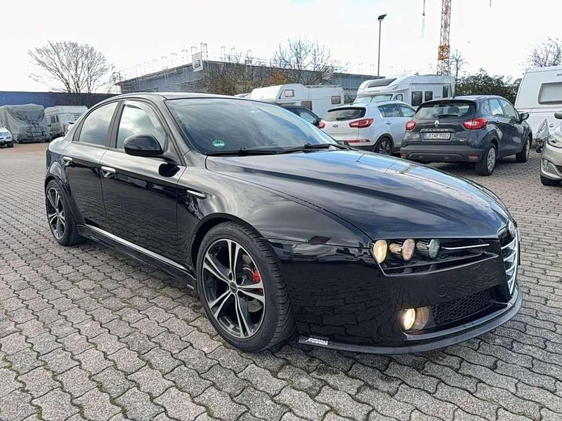 Schwarz metallic nero Gebraucht 2007 Alfa Romeo 159 Distinctive Limousine | 3.300 € (Fairer Preis) - Bild 1/4