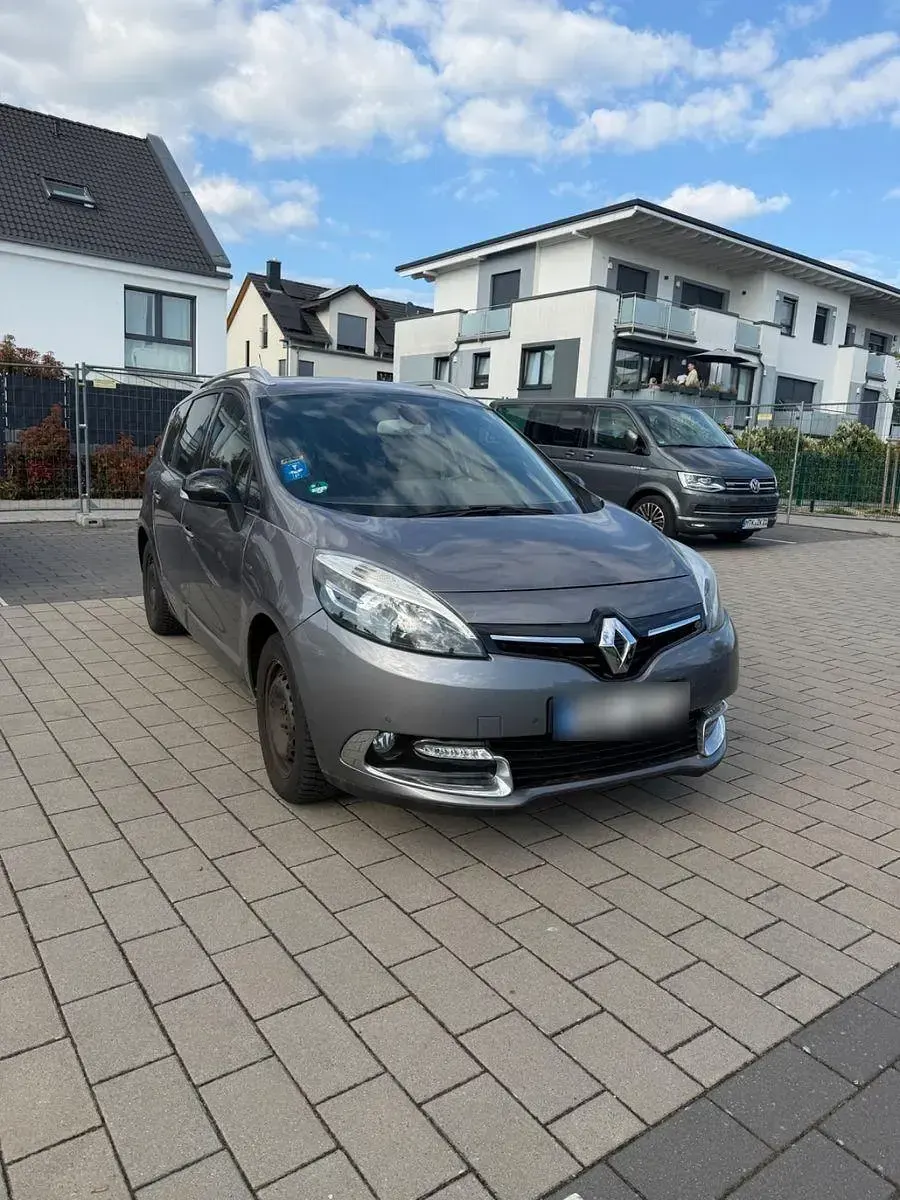 Gebraucht Renault Scenic E-Tech Bose Edition 132 PS (97 kW) 2016 Grau Van / Kleinbus