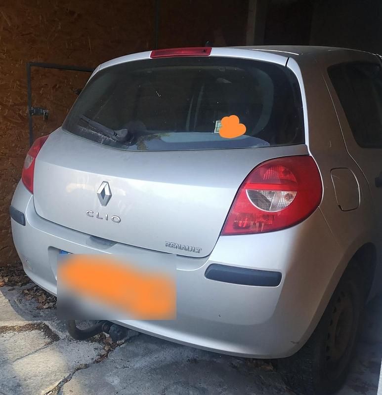 Second-hand Renault Clio II Expression 2007 Argintiu Hatchback