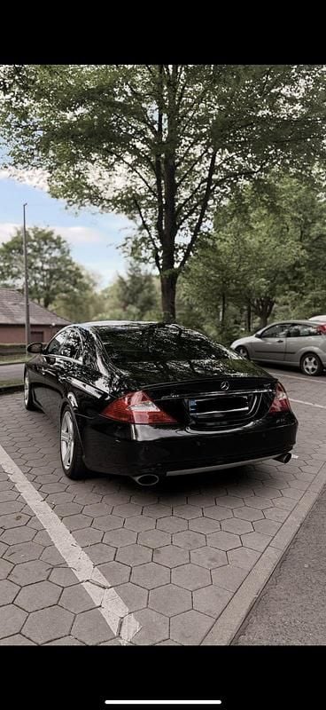 Schwarz Gebraucht 2004 Mercedes CLS350 Limousine | 9.899 € (Teuer) - Bild 1/4
