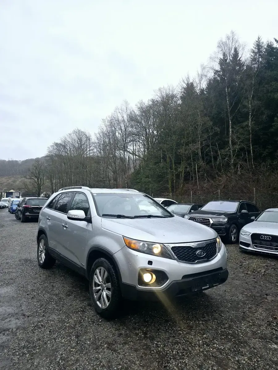 Gebraucht Kia Sorento 197 PS (144 kW) 2011 Silber SUV