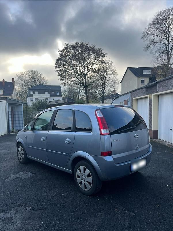 Gebraucht Opel Meriva 87 PS (63 kW) 2003 Silber Van / Kleinbus