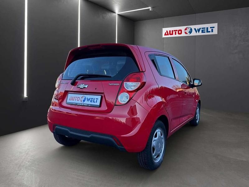 Gebraucht Chevrolet Spark LS 68 PS (50 kW) 2013 Rot Kleinwagen
