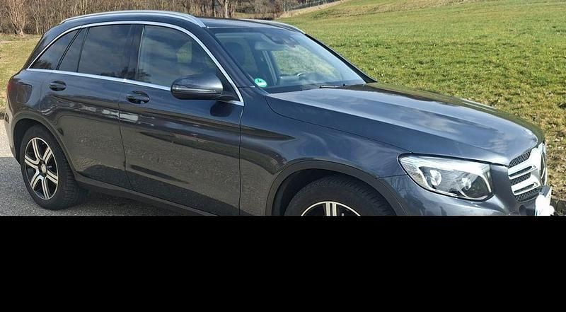 Gebraucht Mercedes GLC250 204 PS (150 kW) 2015 Grau SUV