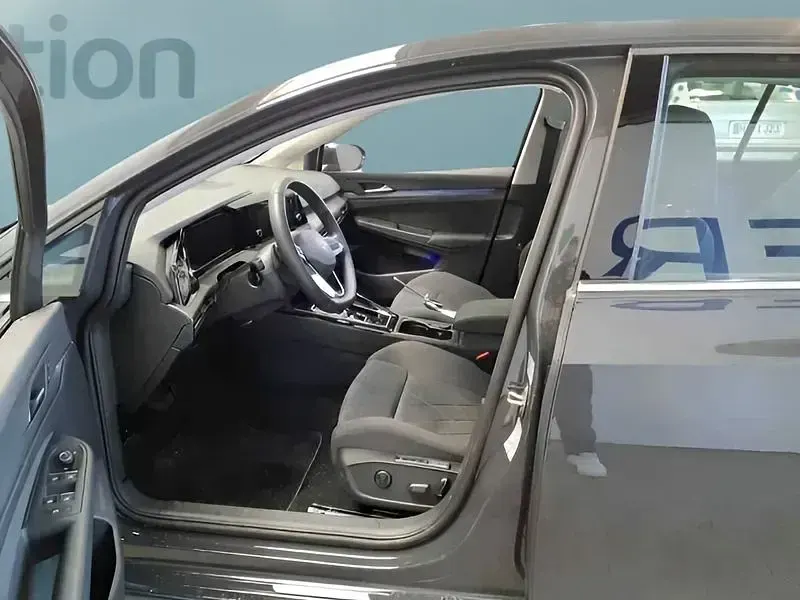 Gebraucht VW Golf VIII 190 PS (139 kW) 2024 Grau Kleinwagen