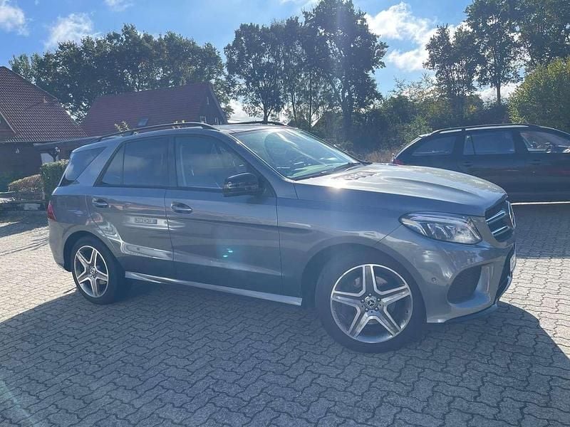 Gebraucht 2018 Mercedes GLE350 AMG line SUV | 34.999 € (Guter Preis) - Bild 1/4