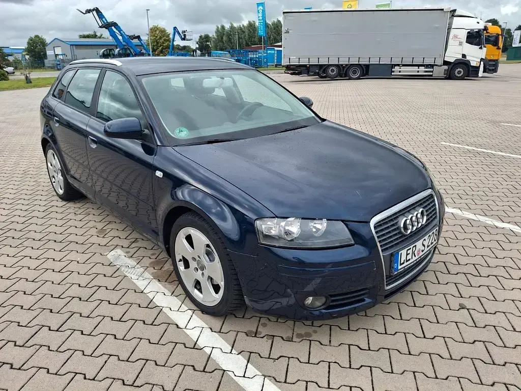 Gebraucht Audi A3 Attraction 105 PS (77 kW) 2007 Blau Kleinwagen