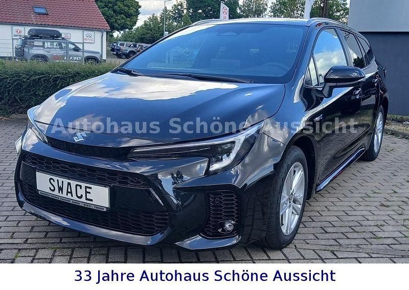 Schwarz Neu 2025 Suzuki Swace Comfort+ Limousine | 32.990 € - Bild 1/4