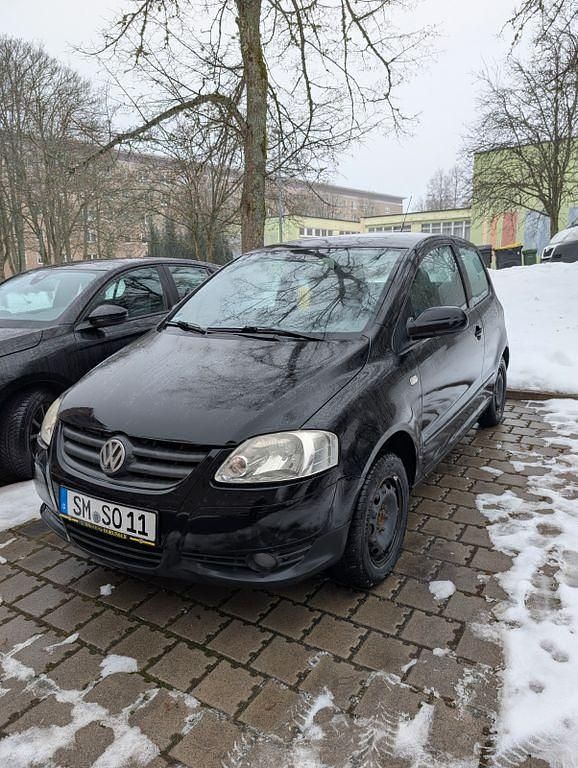 Gebraucht VW Fox Style 54 PS (39 kW) 2010 Schwarz Kleinwagen