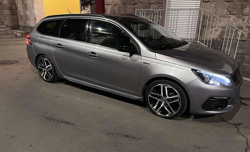Gebraucht Peugeot 308 SW GT 131 PS (96 kW) 2019 Kombi