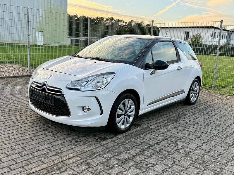 Weiß Gebraucht 2012 Citroën DS3 Kleinwagen | 2.800 € (Superpreis) - Bild 1/4
