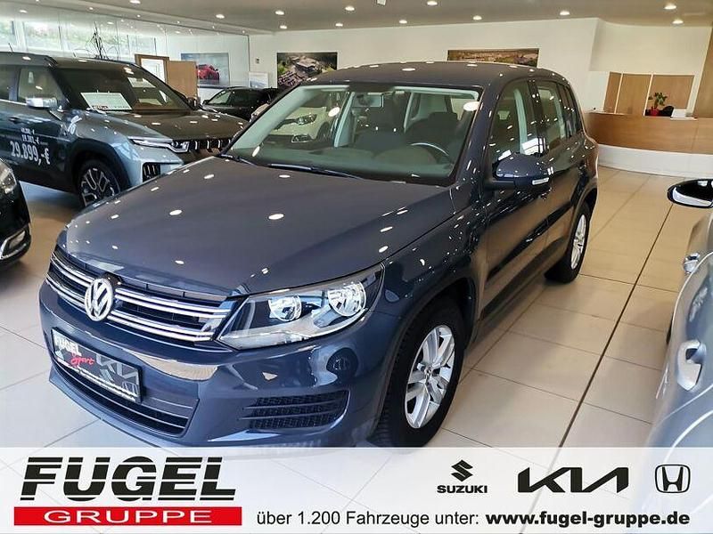 Uranograu Gebraucht 2015 VW Tiguan Trendline SUV | 10.995 € (Guter Preis) - Bild 1/4