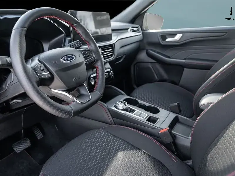 Gebraucht Ford Kuga ST-Line 186 PS (136 kW) 2025 Silber SUV