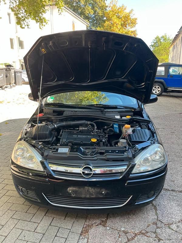 Schwarz Gebraucht 2005 Opel Corsa Kleinwagen | 1.200 € (Guter Preis) - Bild 1/4