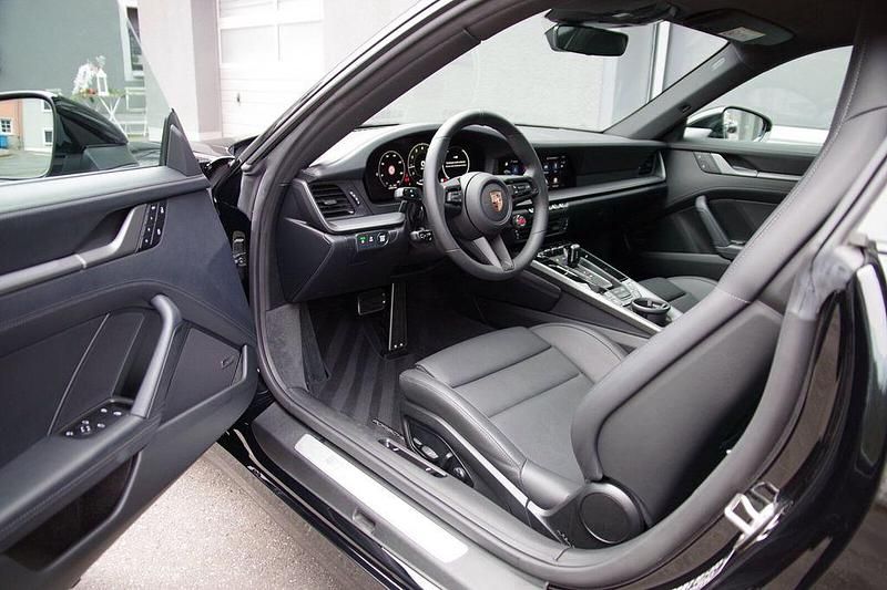 Gebraucht Porsche 992 Chrono 480 PS (353 kW) 2025 Schwarz Coupé