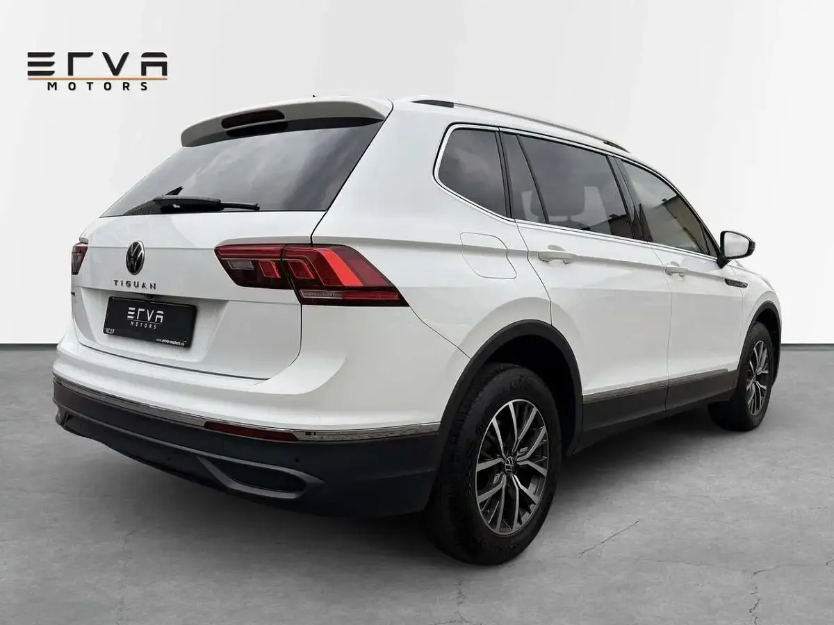 Gebraucht VW Tiguan Allspace Life 150 PS (110 kW) 2022 Pure white SUV