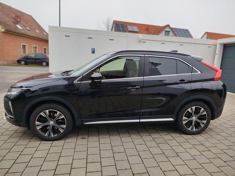 Gebraucht Mitsubishi Eclipse Cross Plus 163 PS (119 kW) 2018 Schwarz SUV