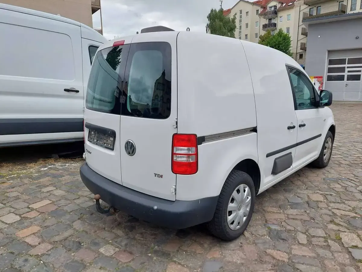 Gebraucht VW Caddy 102 PS (75 kW) 2011 Candyweiß Van / Kleinbus