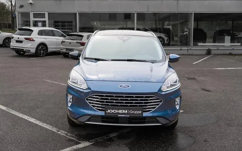 Gebraucht Ford Kuga Titanium 224 PS (164 kW) 2022 Blau SUV