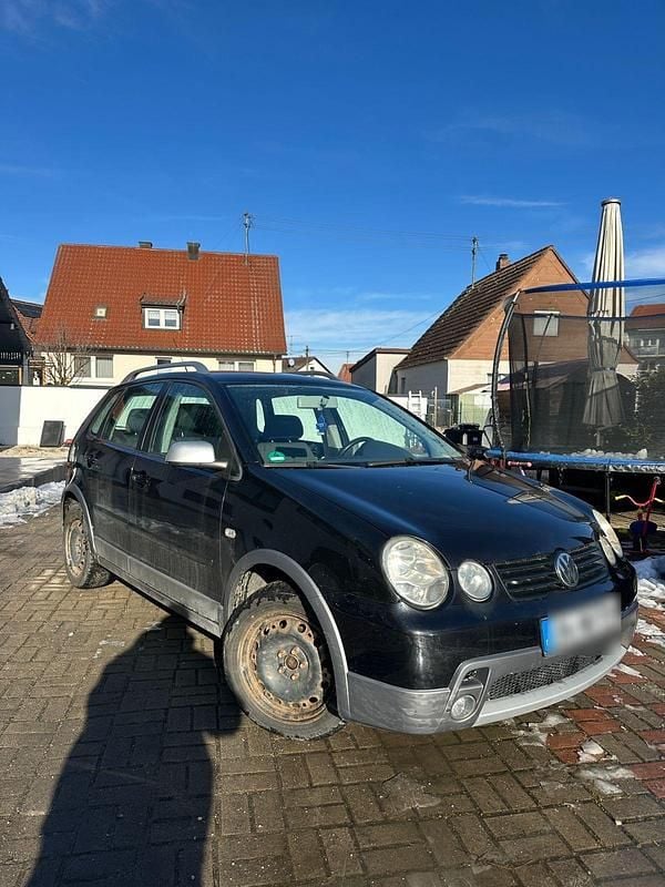 Schwarz Gebraucht 2005 VW Polo Cross Kleinwagen | 2.300 € (Fairer Preis) - Bild 1/4