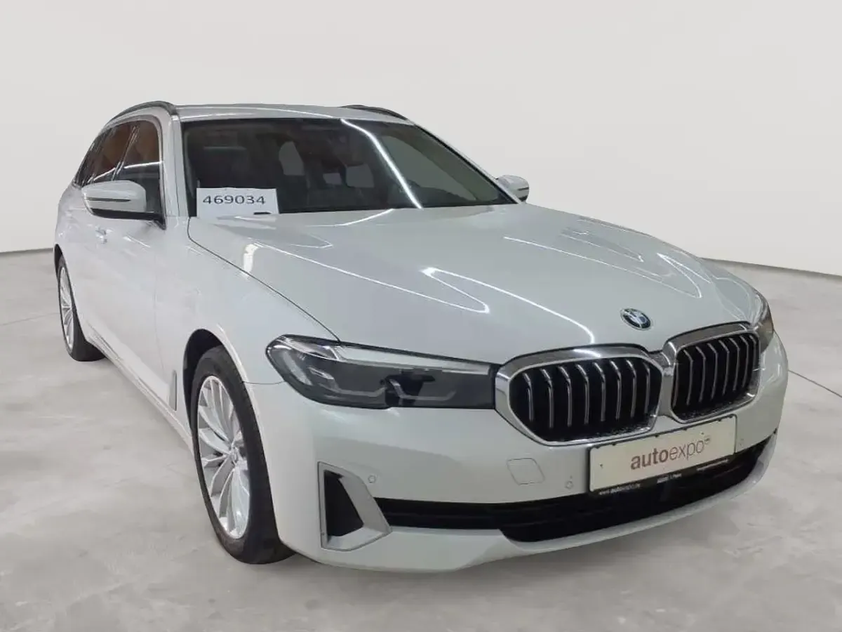 Usado BMW 520 Luxury Line 184 HP (135 kW) 2023 Carrinha
