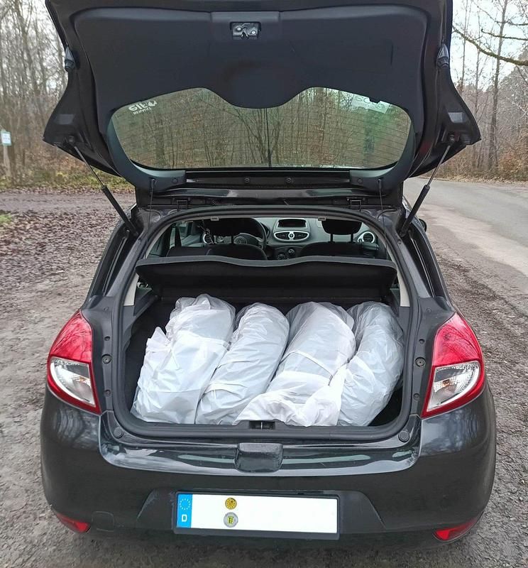 Gebraucht Renault Clio II 75 PS (55 kW) 2011 Schwarz Kleinwagen