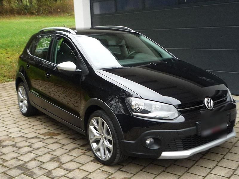 Gebraucht VW Polo Cross 90 PS (66 kW) 2016 Schwarz Kleinwagen