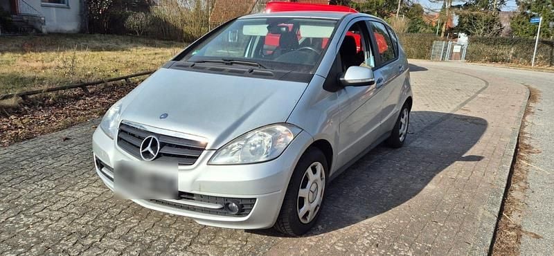 Gebraucht Mercedes A180 2009 Silber Kleinwagen