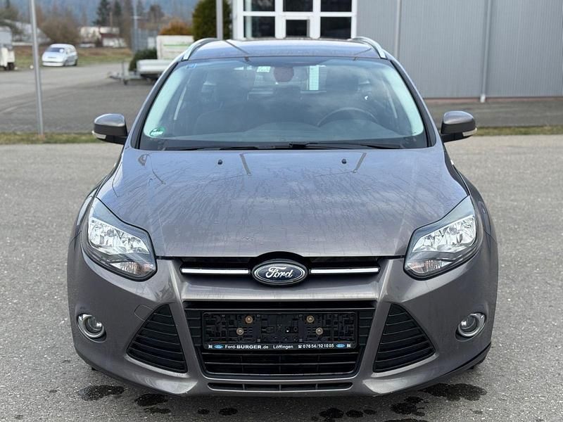 Gebraucht Ford Focus Titanium 150 PS (110 kW) 2011 Braun Kombi