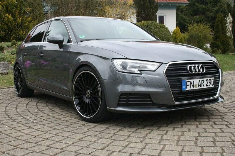 Grau Gebraucht 2018 Audi A3 Limousine | 21.750 € (Etwas zu teuer) - Bild 1/4