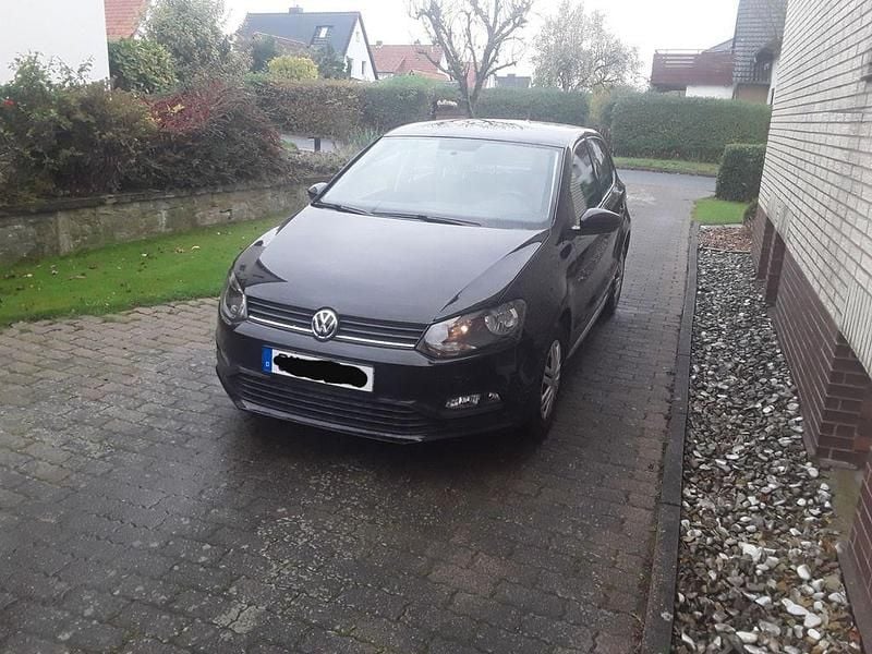Schwarz Gebraucht 2015 VW Polo Trendline Limousine | 4.750 € (Superpreis) - Bild 1/4