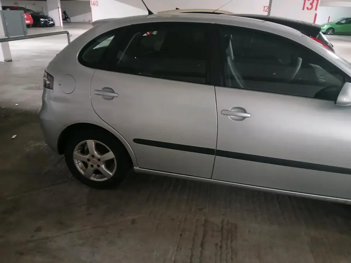 Gebraucht Seat Ibiza 60 PS (44 kW) 2008 Silber Kleinwagen