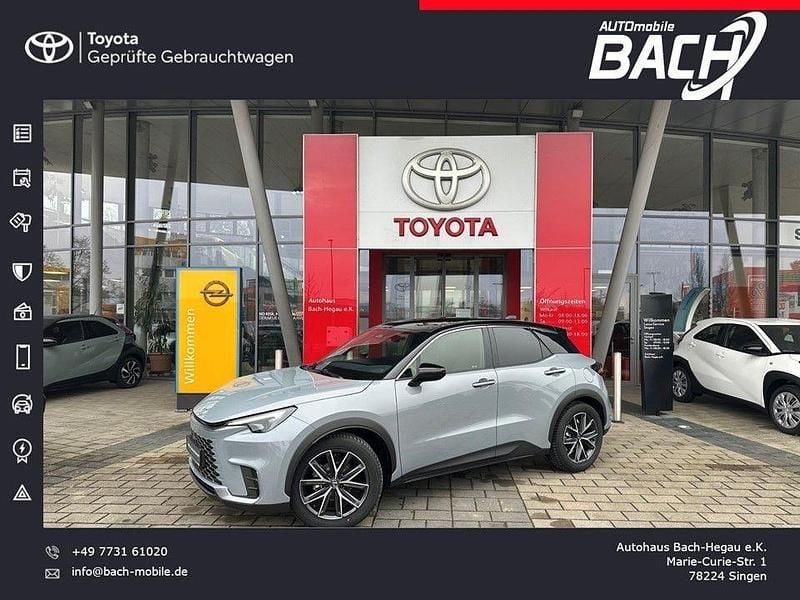 Grau Gebraucht 2024 Lexus LBX SUV | 32.990 € (Guter Preis) - Bild 1/4