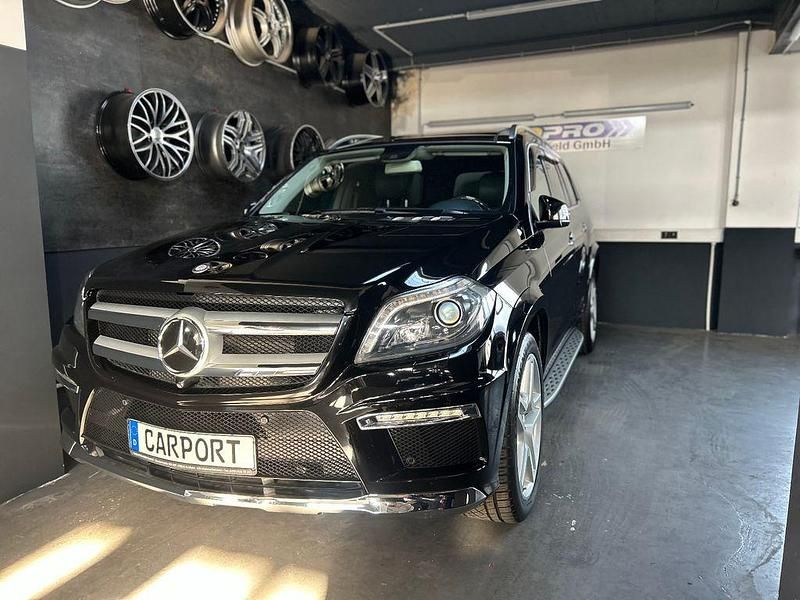 Schwarz Gebraucht 2013 Mercedes GL500 AMG SUV | 37.490 € (Etwas zu teuer) - Bild 1/4