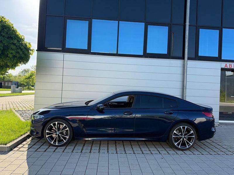Blau Gebraucht 2021 BMW 840 Performance Coupé | 59.999 € (Guter Preis) - Bild 1/2