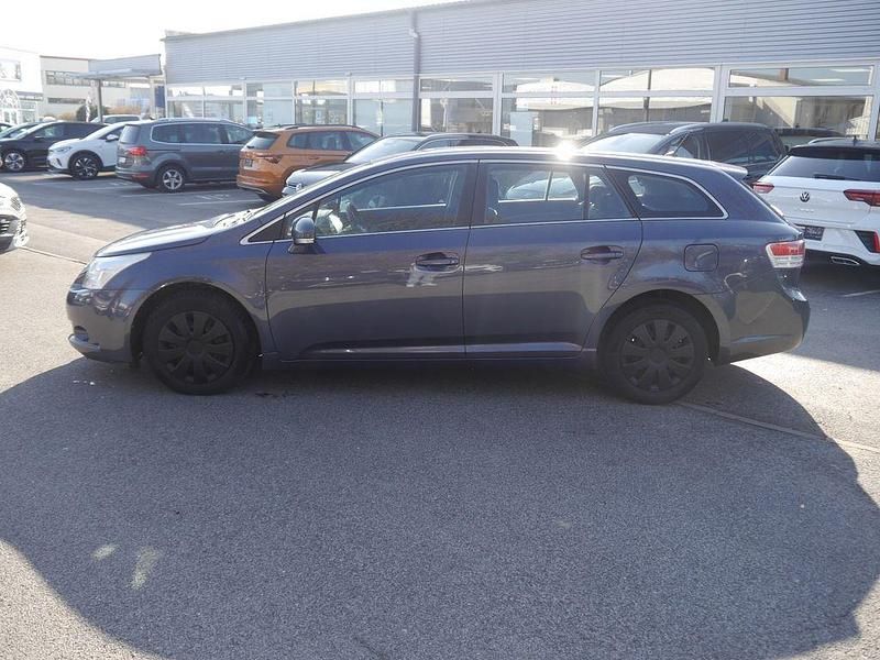 Gebraucht Toyota Avensis Edition 126 PS (92 kW) 2011 Grau Kombi